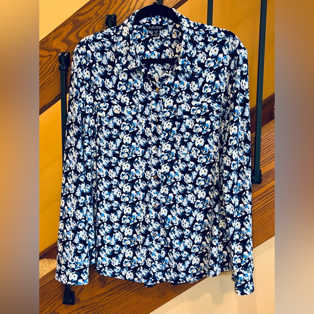 Lauren Ralph Lauren button Up blouse Liquid Knit Blue &white Floral SZ. XL NWOT